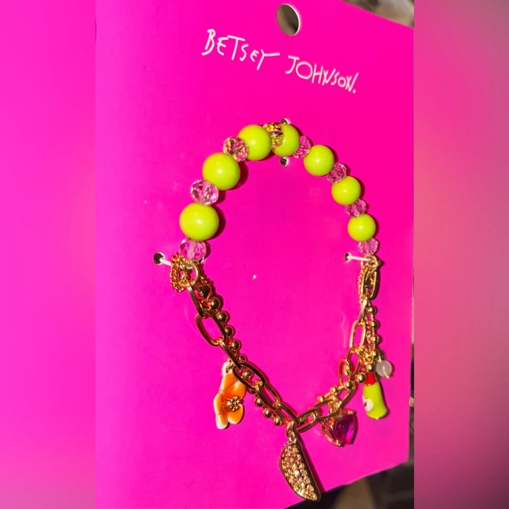BETSEY JOHNSON Southwestern Theme Stretch Multi-Charm Bracelet W/ Beads NEW NWT